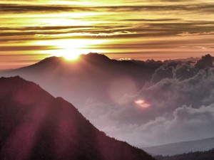 Mount_Bromo_Java_turnagain