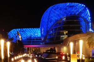 Viceroy_Yas_Hotel_Abu_Dhabi_turnagain