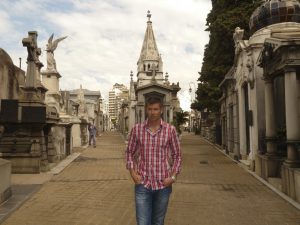 Cementerio_Recoleta_Buenos_Aires_turnagain