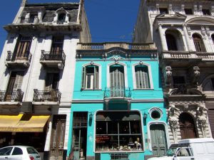 San_Telmo_Buenos_Aires_turnagain