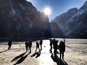 pragser_wildsee_eislaufen_turnagain